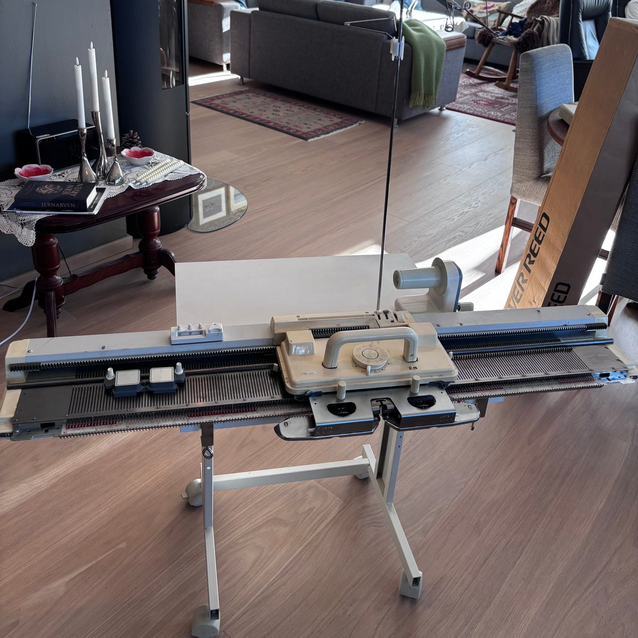 Strikkemaskinen tilsalgs: Silver Reed modell 280 | FINN-torget