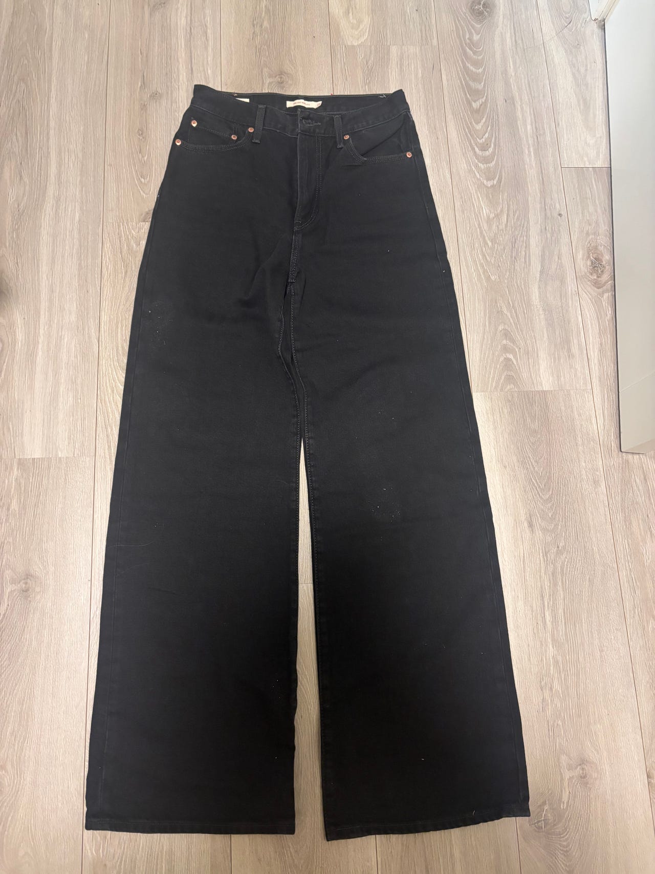 Levi's Ribcage Wide Leg jeans W29 M svart dame | FINN-torget