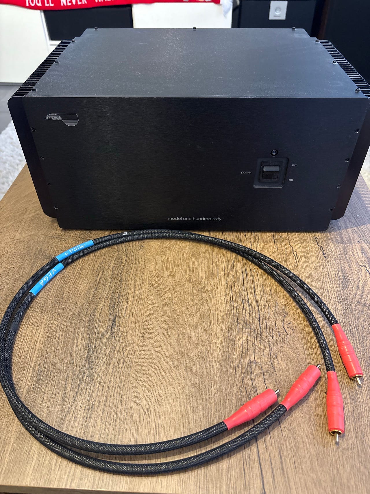 Muse Model 160 High-End Effektforsterker + Midas Vega Reference RCA ...