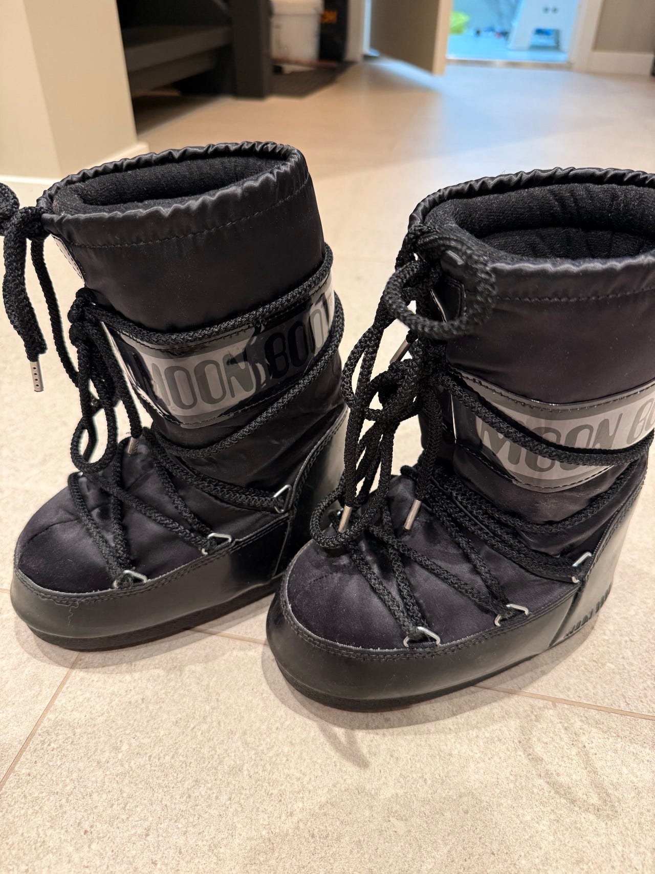 Moon boot icon glaze 27-30 sort | FINN-torget