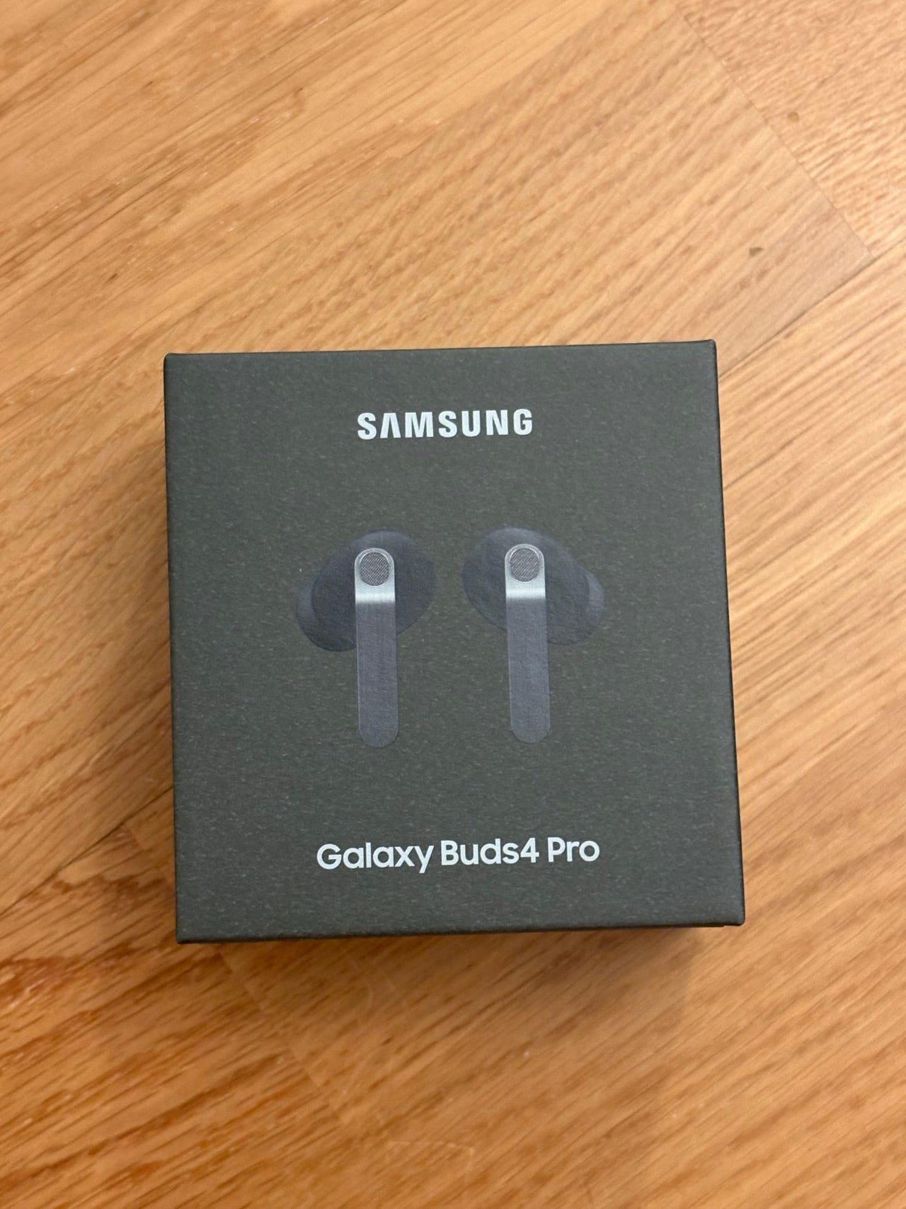 NY og UÅPNET Samsung Galaxy Buds 4 Pro helt trådløse in-ear ...