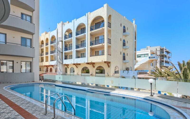 Lefkoniko Icarus Suites & Apartments