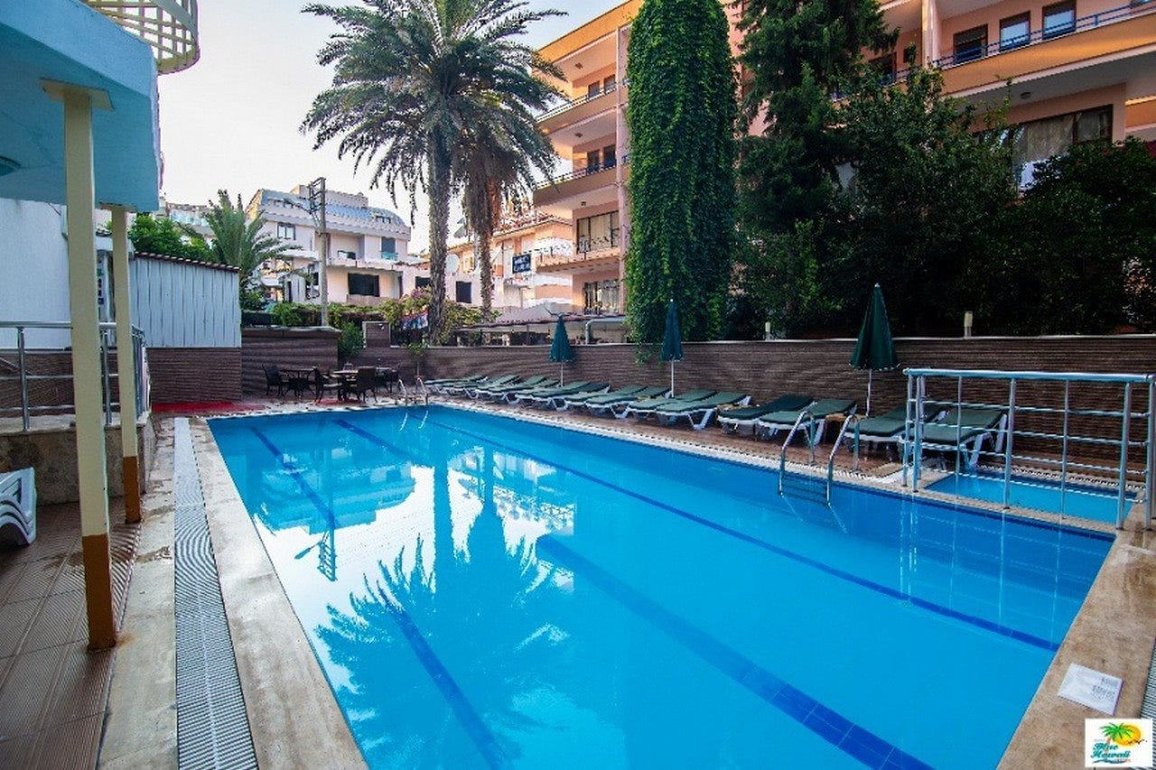 Kleopatra Blue Hawai Hotel