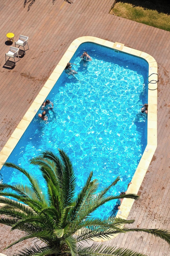 Cabot Tres Torres Apartamentos