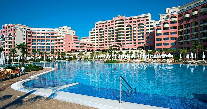 DIT Majestic Beach Resort