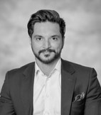 Bilde av megler Ali Hashmi