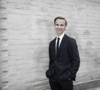 Bilde av megler Andreas Lund