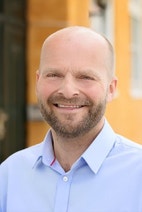 Bilde av megler Rune Øverlie