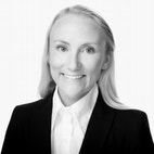 Bilde av megler Marthe Skabo