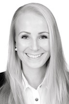 Bilde av megler Caroline Leirflaten