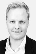 Bilde av megler Adrian Jensen