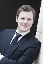 Bilde av megler Lasse Saltkjel