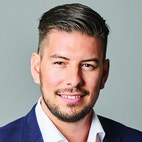 Bilde av megler Daniel Andersson