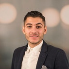 Bilde av megler Alan Shaswar