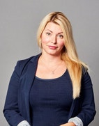 Bilde av megler Hanne Pettersen