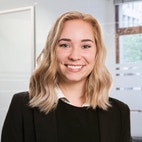 Bilde av megler Alice Lundberg