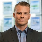 Bilde av megler Kristoffer Abrahamsen