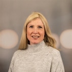 Bilde av megler Karen Heggset Monge