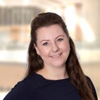 Bilde av megler Line Therese Byberg