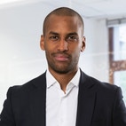 Bilde av megler Adam Warsame