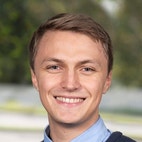 Bilde av megler Mathias Sjøvold Moseng