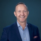 Bilde av megler Thomas Larsen