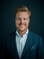 Bilde av megler Joakim Swartling