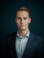 Bilde av megler Fabian Haukedal