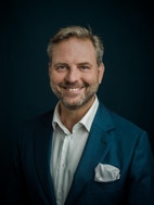 Bilde av megler Knut Rickoff Christensen