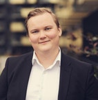 Bilde av megler Fredrik Campbell Pedersen