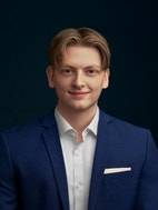 Bilde av megler Marius Hyllmark Anderssen