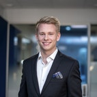 Bilde av megler Kristian Ruud