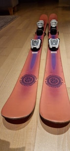 綺麗品K2 TWINTIPSKI Missconduct Ladies149cm K2 MissConduct Women's Skis 2013 | GetBoards.com