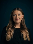 Bilde av megler Jenny Sandvær Sylta