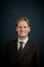 Bilde av megler Joachim Helmich Sollesnes