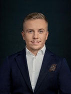 Bilde av megler Magnus Glæsel