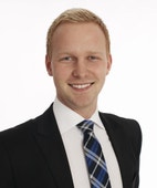 Bilde av megler Espen Garli