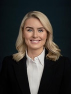 Bilde av megler Martine Mjåland