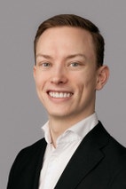 Bilde av megler Jonas Wright Olaussen