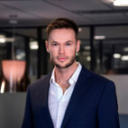 Bilde av megler Andreas Høstvik