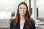 Bilde av megler Kathrine Birkeland