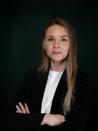 Bilde av megler Madeleine Daffinrud