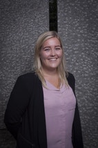 Bilde av megler Maiken Skoie