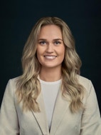 Bilde av megler Siri Lundmoen Kringli