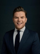 Bilde av megler Simon Aasen