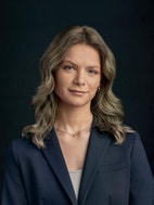 Bilde av megler Emilie Rønvik