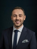 Bilde av megler Halid Talic