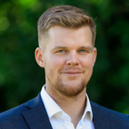 Bilde av megler Kristian Karlsen