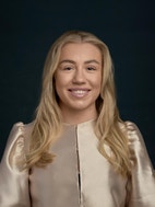 Bilde av megler Charlotte Marie Bårdsen