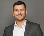 Bilde av megler Sabri Freddy Khattab